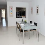 Montroig 3 ático Apartamento