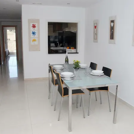 Montroig 3 Atico Apartment